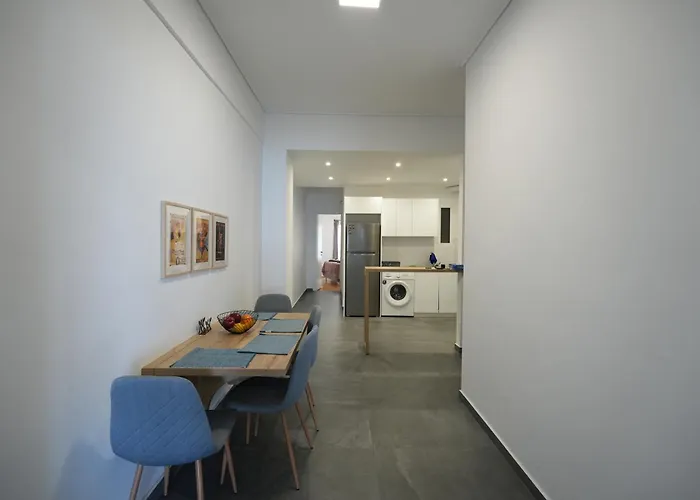 Seaview Firstline Loutraki (Corinthia)